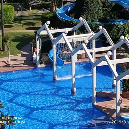 Benalbeach Jr Suite Málaga Eksteriør billede