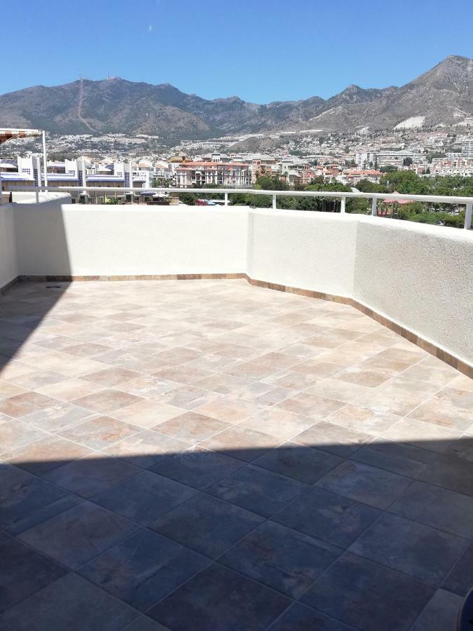 Benalbeach Jr Suite Málaga Eksteriør billede