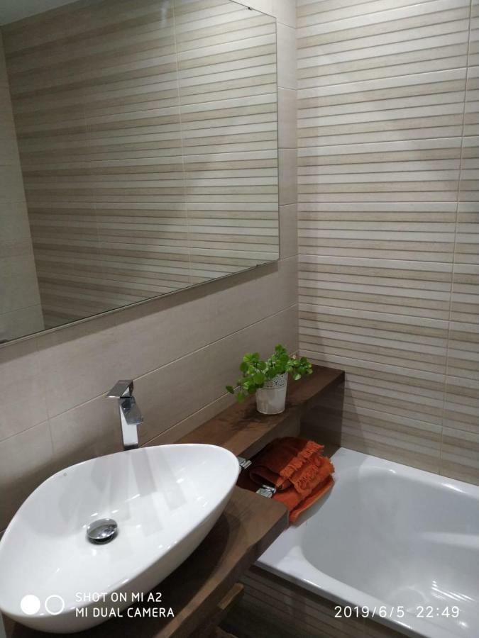 Benalbeach Jr Suite Málaga Eksteriør billede